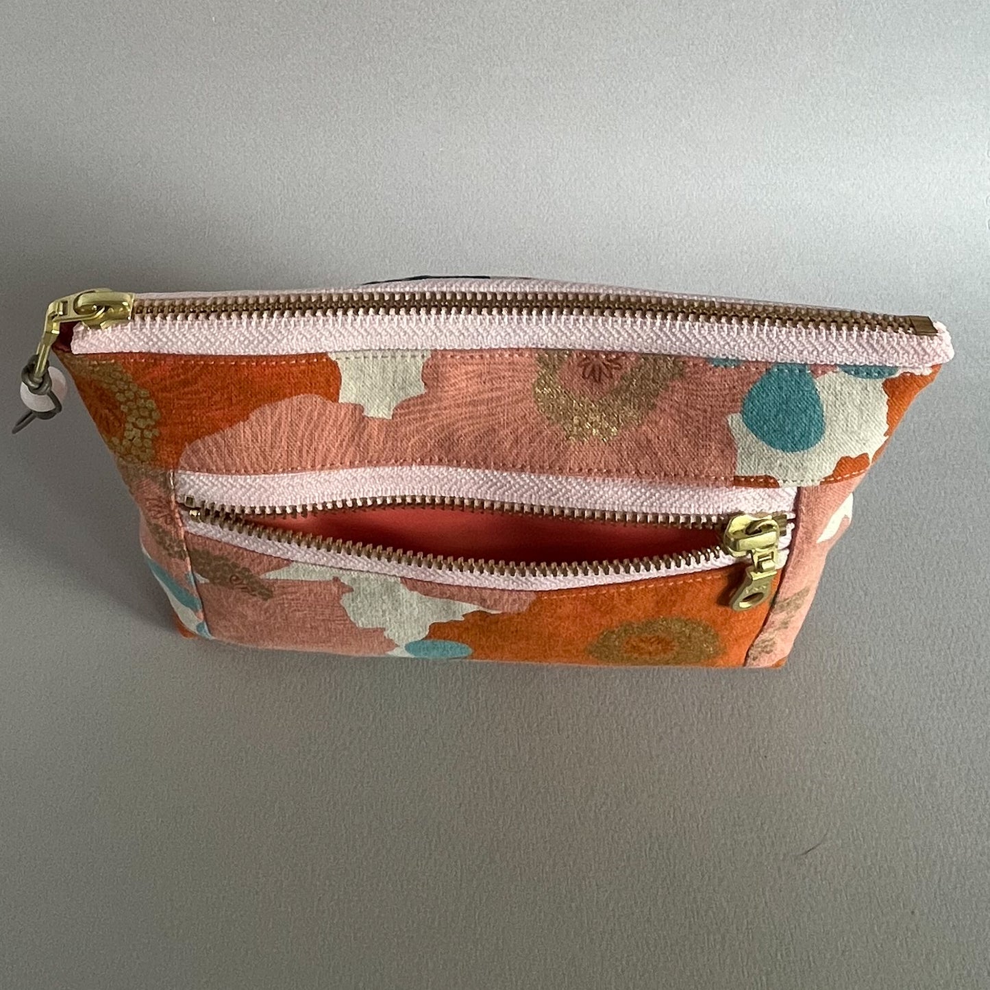 Zippered Pouch 2003